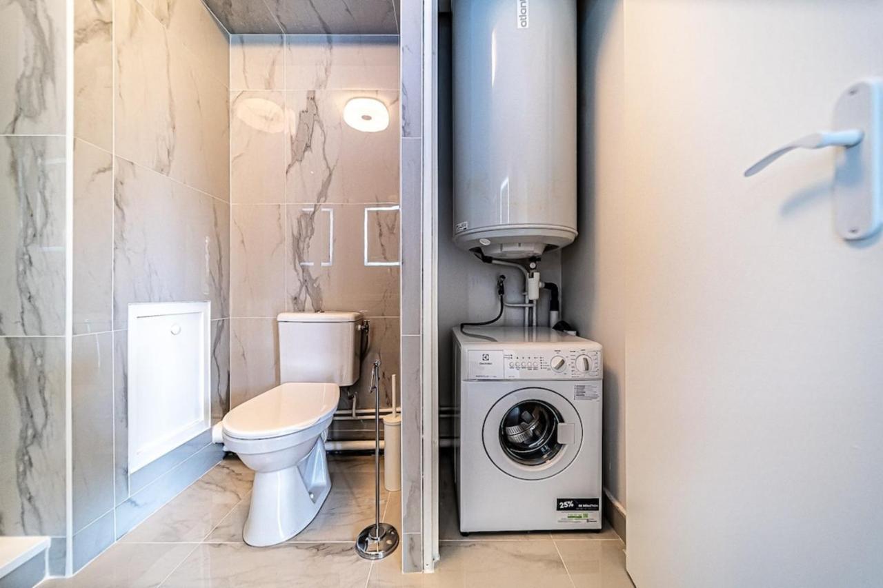 Appartement Cosy Avec Balcony And Garage-Charpennes فيليوربان المظهر الخارجي الصورة